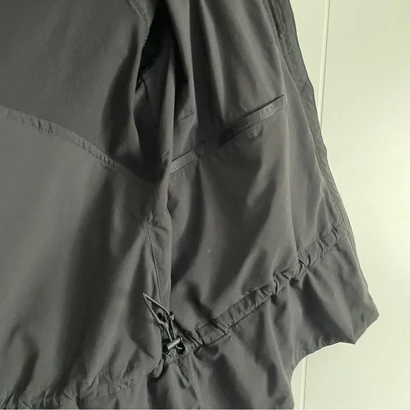 Lululemon Pack it Up Jacket - Picture 6 of 12
